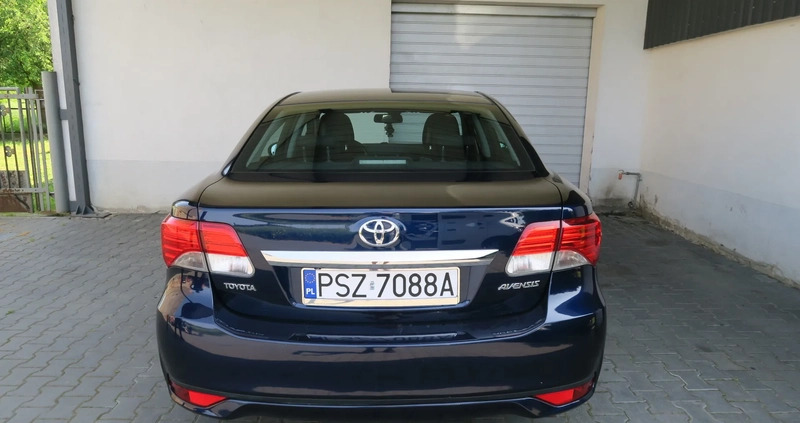 Toyota Avensis cena 36700 przebieg: 153000, rok produkcji 2012 z Skierniewice małe 301